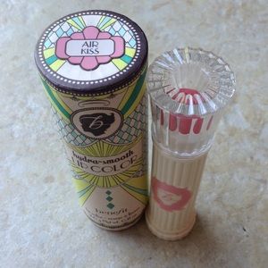 Benefit Hyda-Smooth Lip Color (Air Kiss)
