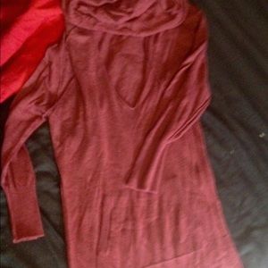 Half-sleeved mossimo top