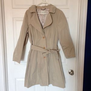 Banana Republic Kaki Trench Coat