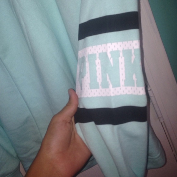 PINK shirt - Picture 4 of 4