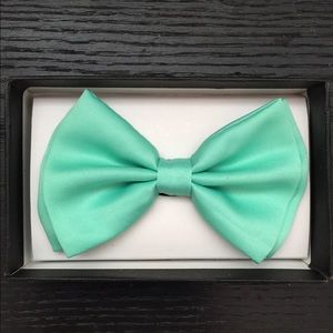 Tiffany blue bow tie