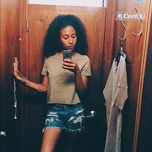 Meet your Posher, Kayla