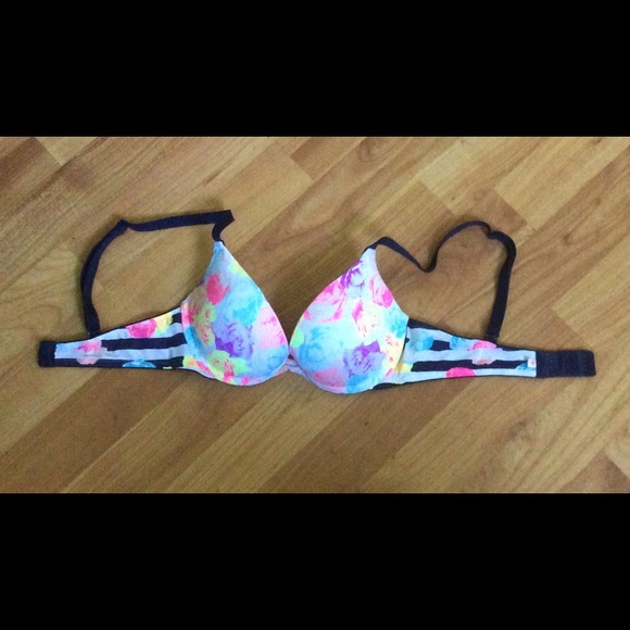 Vs bra