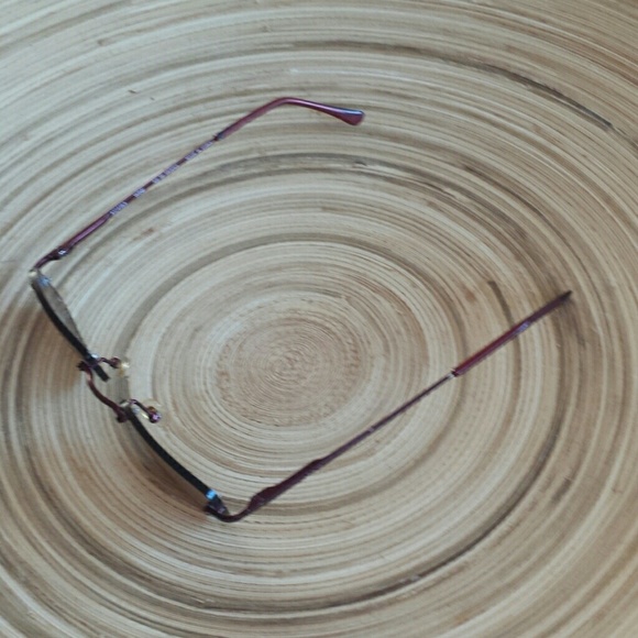 Kenneth Cole sunglasses - Picture 2 of 2