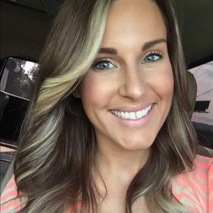 Meet your Posher, Christina