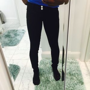 Black Skinny Jeans