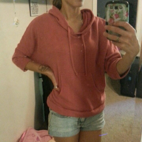 3/4 sleeved hoodie