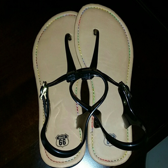 Black N tan thong sandals