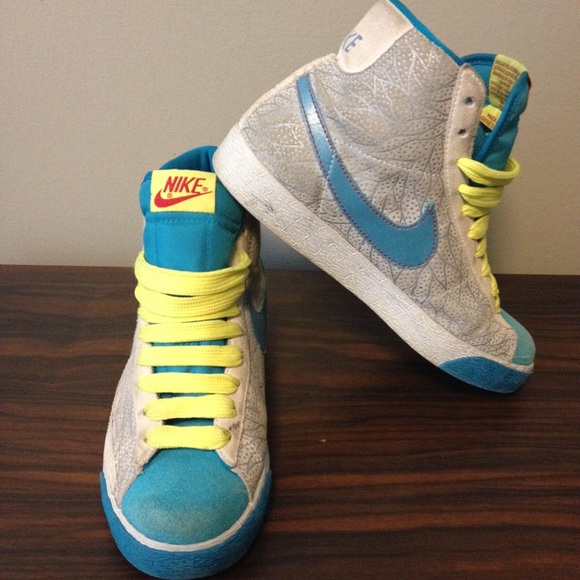 Grey multicolored Nikes