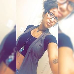 Meet your Posher, Abby