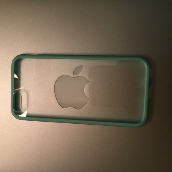 Brand new spigen light blue with a clear inlay