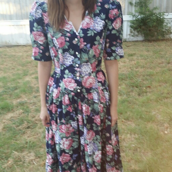 Style My Way Vintage Floral Dress Size 13/14 NWT - Picture 2 of 5