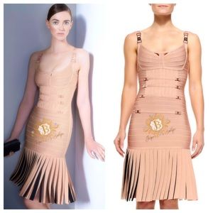 Small /pleated bandage dress