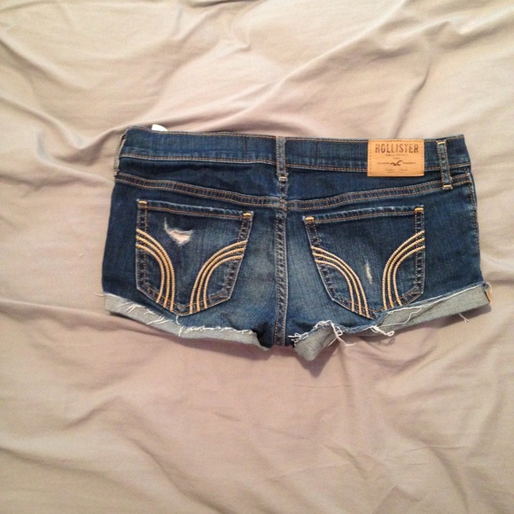 Hollister shorts - Picture 2 of 2