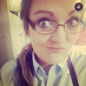 Meet your Posher, Lacy