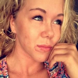 Meet your Posher, Sally