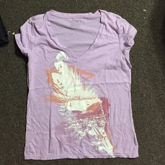 American Eagle V-Neck
