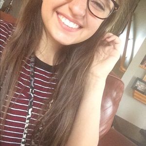 Meet your Posher, Kaitlin