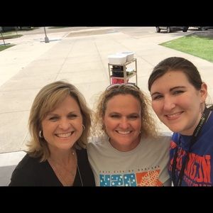 Meet your Posher, Lisa