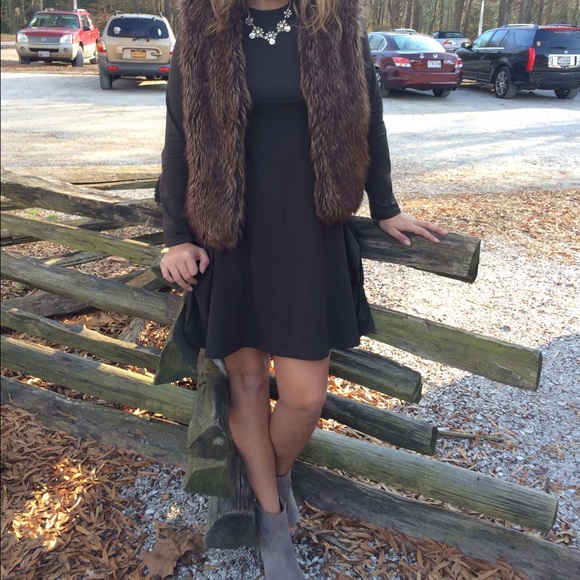 MEET YOUR SELLER✨ - Picture 4 of 4