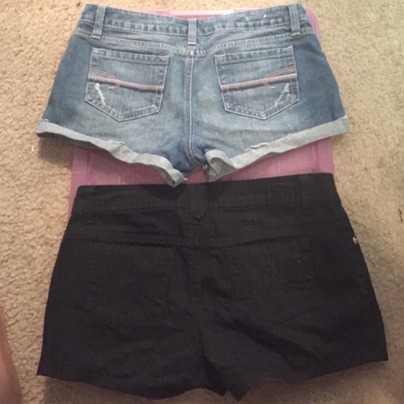 SO Shorties! - Picture 2 of 2