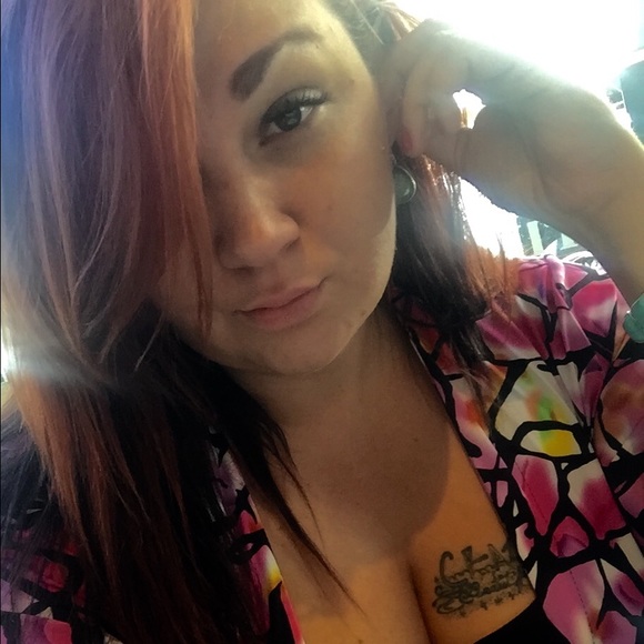 Hey ladies 💁🏻 💋 - Picture 2 of 4