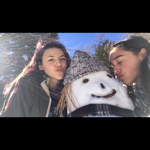 Your posher and her fam! - Picture 2 of 4