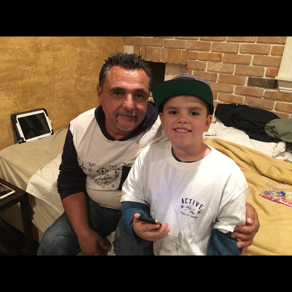 Your posher and her fam! - Picture 4 of 4