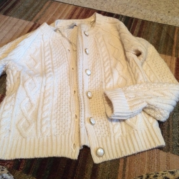 Forever 21 Sweaters - Cream sweaterSOLD