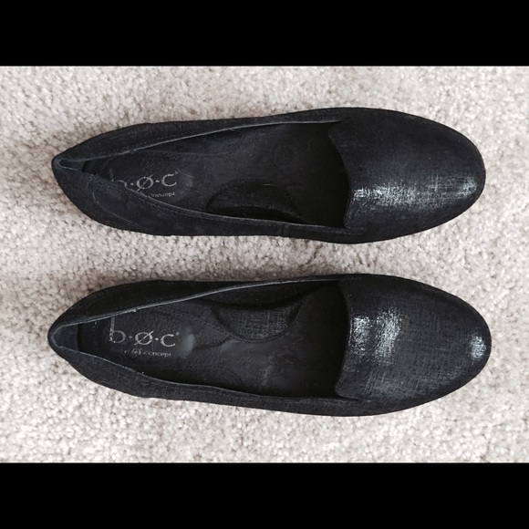 BOC black flats
