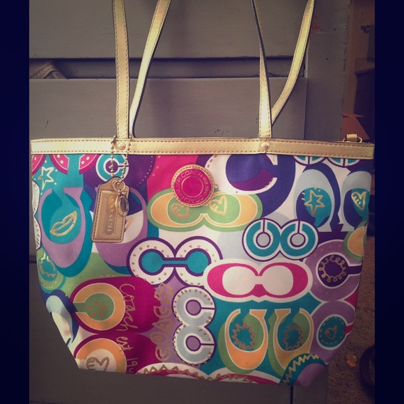 Authentic Coach Bag!!! So Cute!