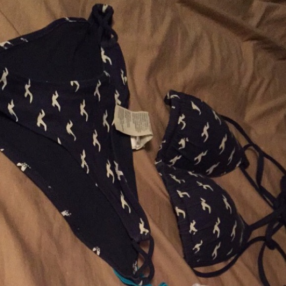 Hollister bathing suit