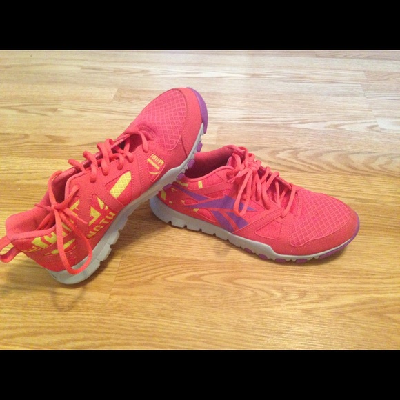 Bright Coral Tennis Shoes!