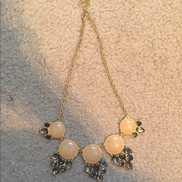 Light pink and light gray necklace