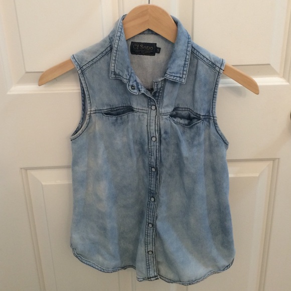 Denim sleeveless top