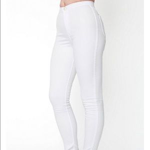 White high waisted jeans.