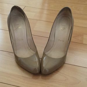 Beige Christian Louboutin