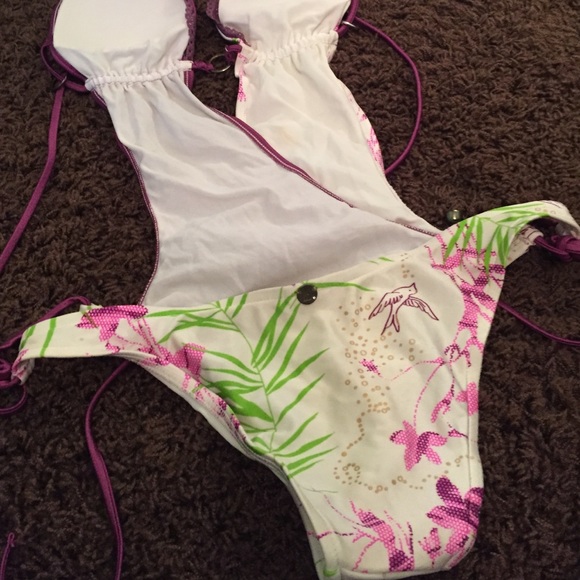 👙 One piece bikini 👙 - Picture 3 of 3