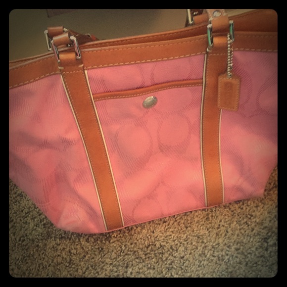 Coach tote - Picture 1 of 1