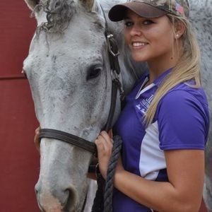 Meet your Posher, Brooke