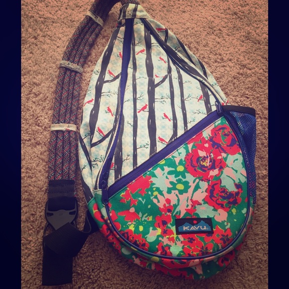***Traded***Authentic Kavu Bag!