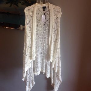 White lace shol
