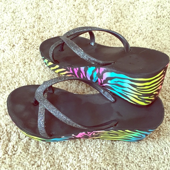 Cute comfy rainbow scandals
