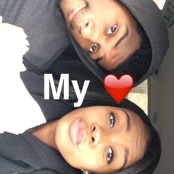 Meet your posher 🎀 - Picture 3 of 4