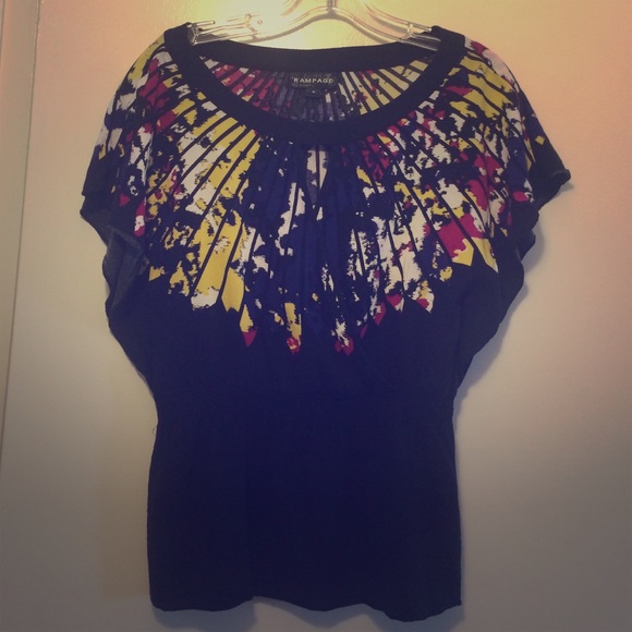 Flamenco-style black top