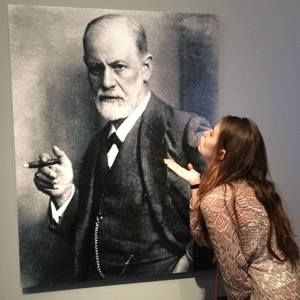 Meet your Posher, Aliya