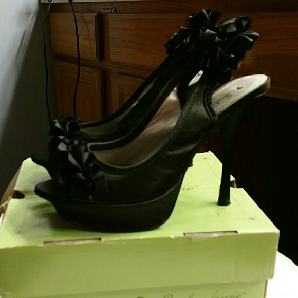 Sarah-jayne Dress Shoe Size 9