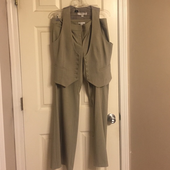 Ladies Vest and Pants - Picture 1 of 1