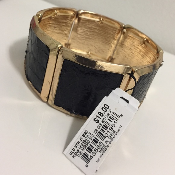 Bold gold & black statement bangle - Picture 1 of 3