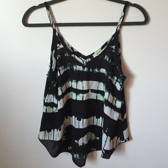 Strapless patterned top - Picture 1 of 2